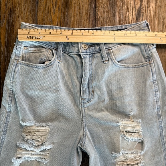 Hollister Women’s Ultra High-Rise Mom Distressed Vintage Stretch Jeans Size 26 - Picture 7 of 12